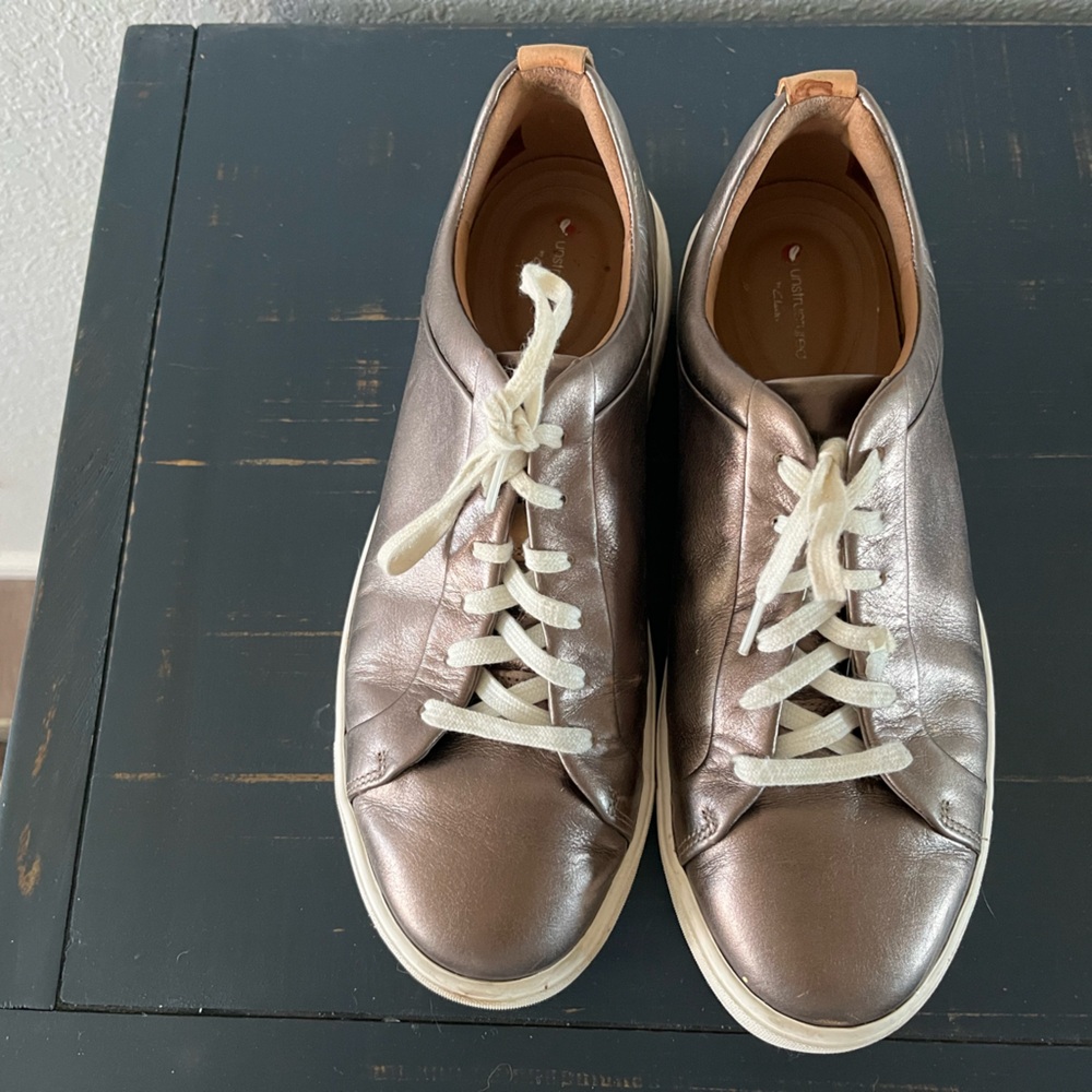 Unstructured by Clarks Bronze Leather Sneakers
